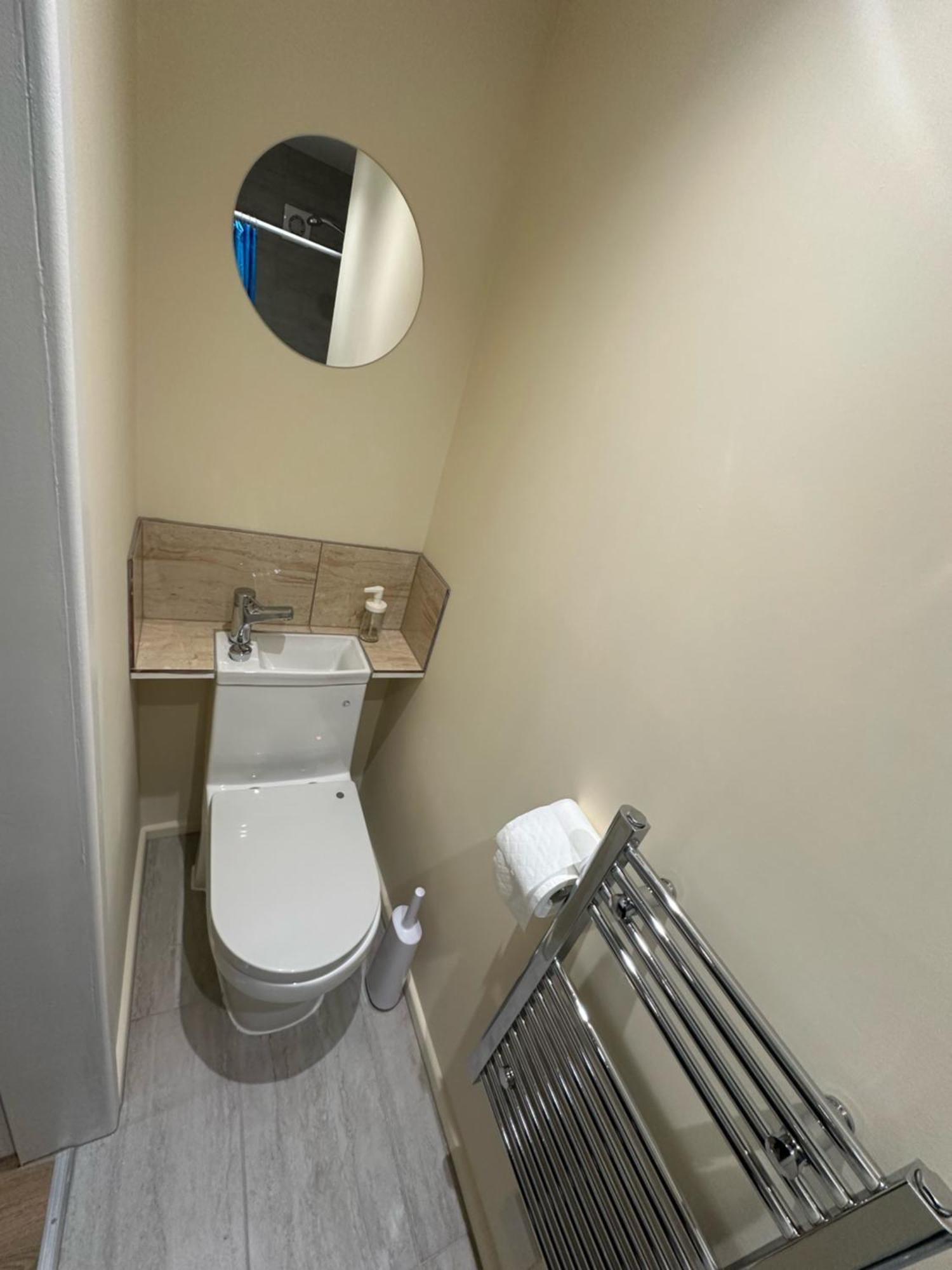 L-Houses Dagenham Exterior photo